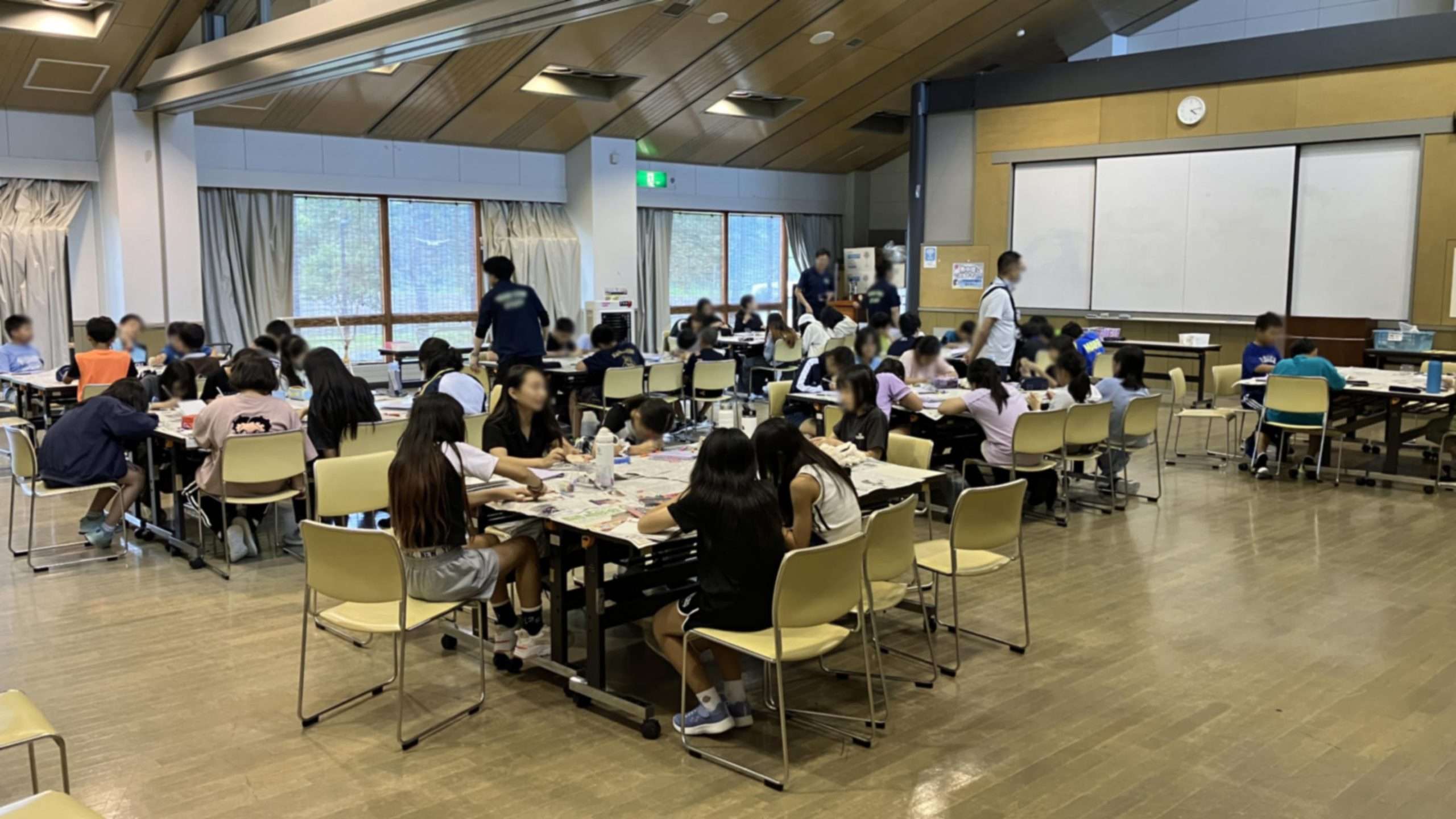 ネイパル森_創作活動も一生懸命