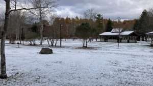 ネイパル森_R7初積雪２